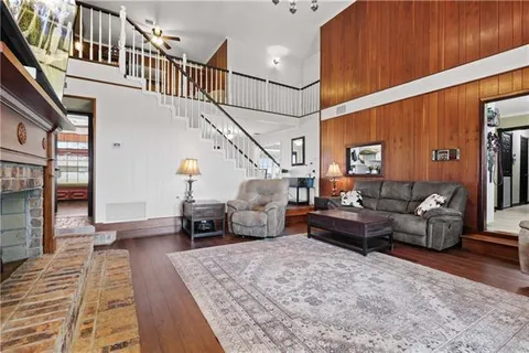 $299,000 | 306 East Woodlawn Ranch Road, Houma, LA 70363