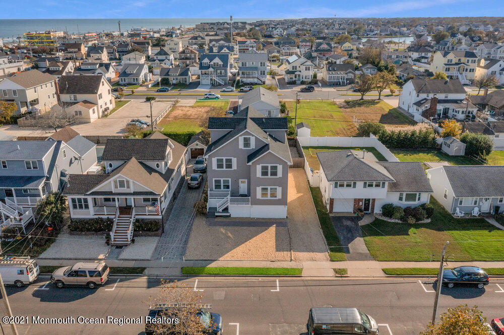 32 Niblick Street Point Pleasant Beach, NJ 08742 - Photo 38 of 38 an aerial view of residential houses with outdoor space and parking