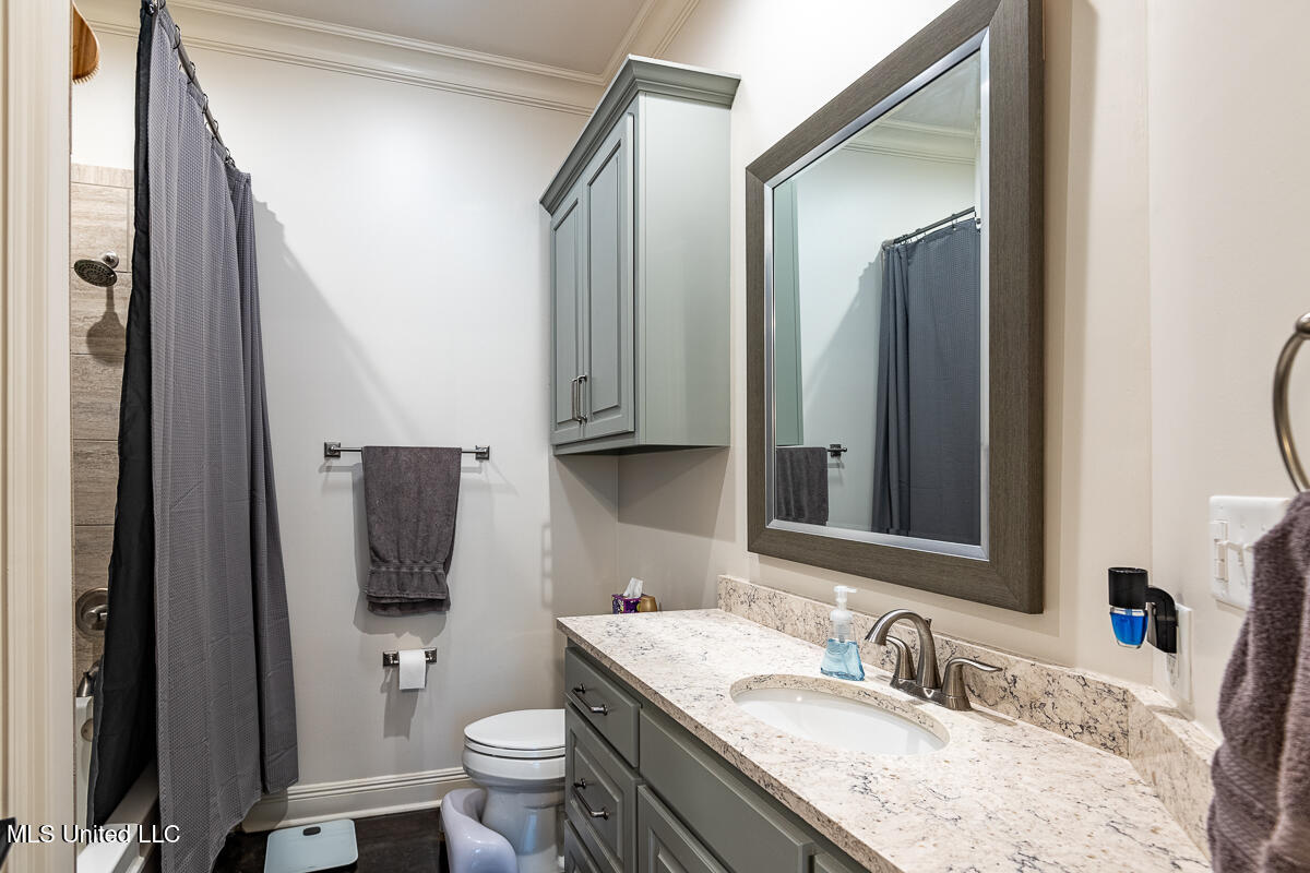 4 Windsor Oak Estates Road Natchez, MS 39120 - Photo 27 of 68 4WindsorOak_Interior_LoRes-15