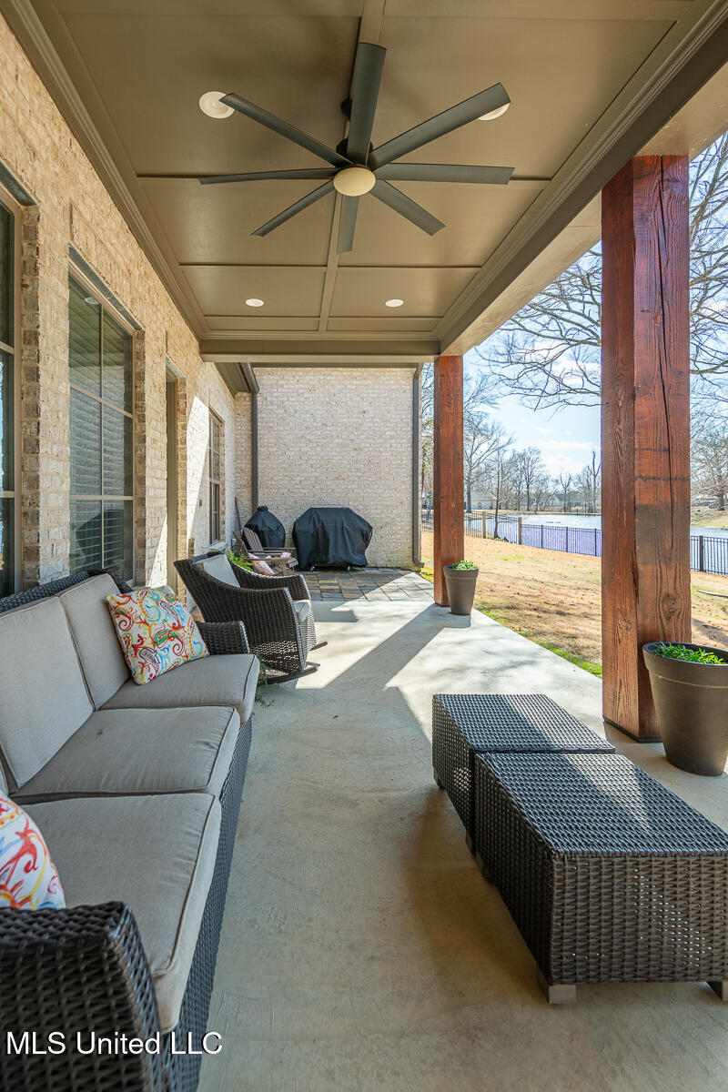 4 Windsor Oak Estates Road Natchez, MS 39120 - Photo 63 of 68 4WindsorOak_Exterior_LoRes-12