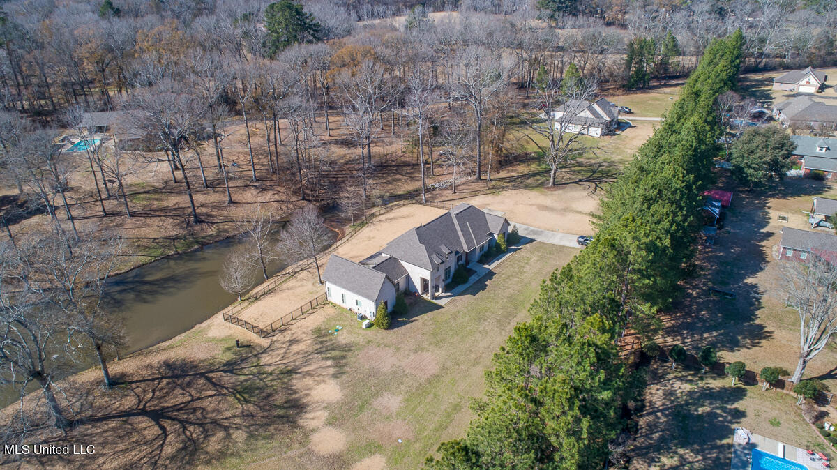 4 Windsor Oak Estates Road Natchez, MS 39120 - Photo 66 of 68 4WindsorOak_Exterior_LoRes-9