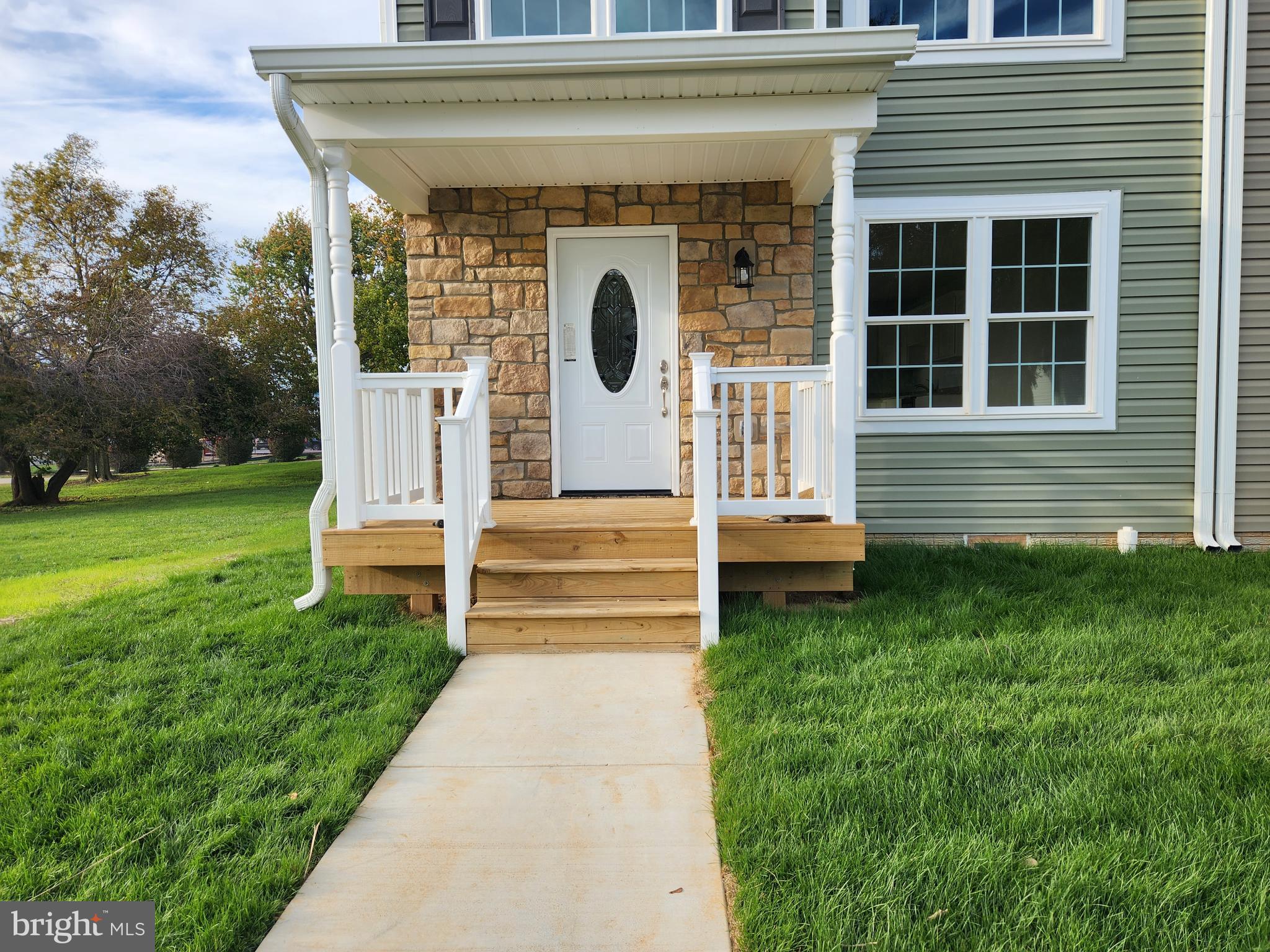 103 East 7th Avenue Ranson, WV 25438 - Photo 4 of 30