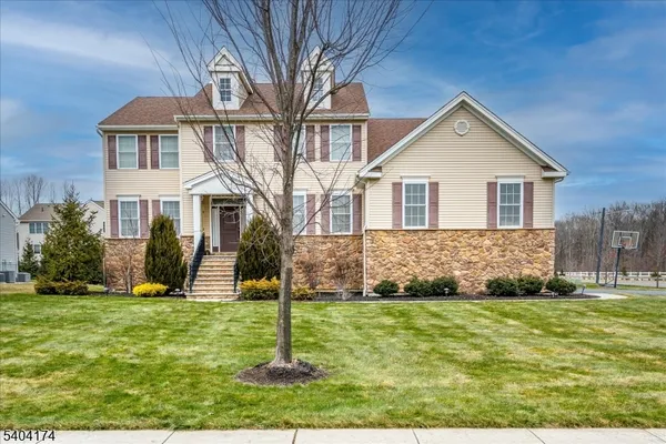 $1,800,000 | 2 Eagle Court, Monmouth Junction, NJ 08852
