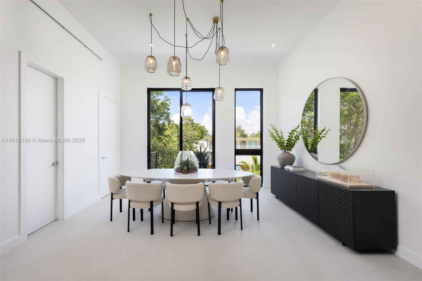 98 Southwest 28th Road, Unit 1 Miami, FL 33129 - Photo 13 of 33