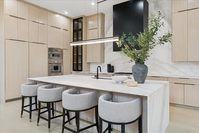 $2,399,000 | 7111 Coronado Avenue, Dallas, TX 75214