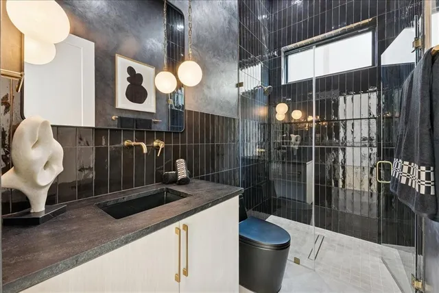 $2,399,000 | 7111 Coronado Avenue, Dallas, TX 75214