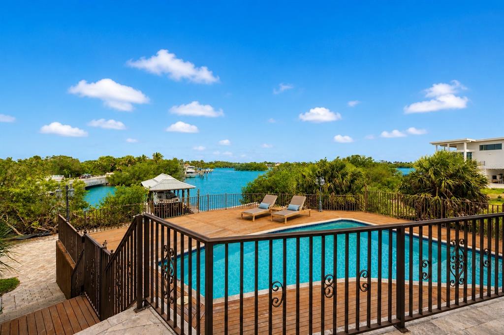 4024 Casey Key Road Nokomis, FL 34275 - Photo 34 of 87