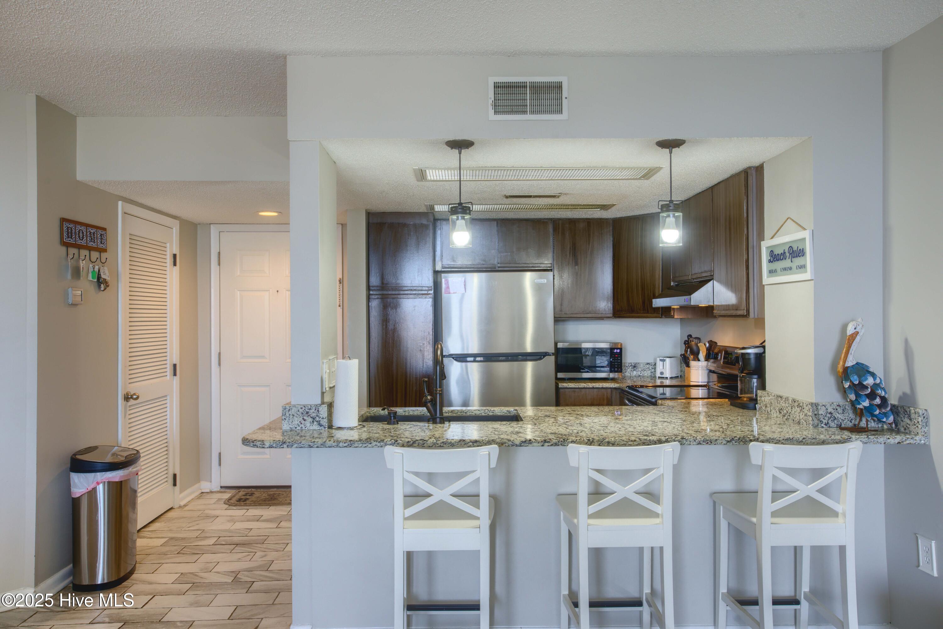 2000 New River Inlet Road, Unit 3313 North Topsail Beach, NC 28460 - Photo 8 of 38 3313 St. Regis - Interior - Edited_14