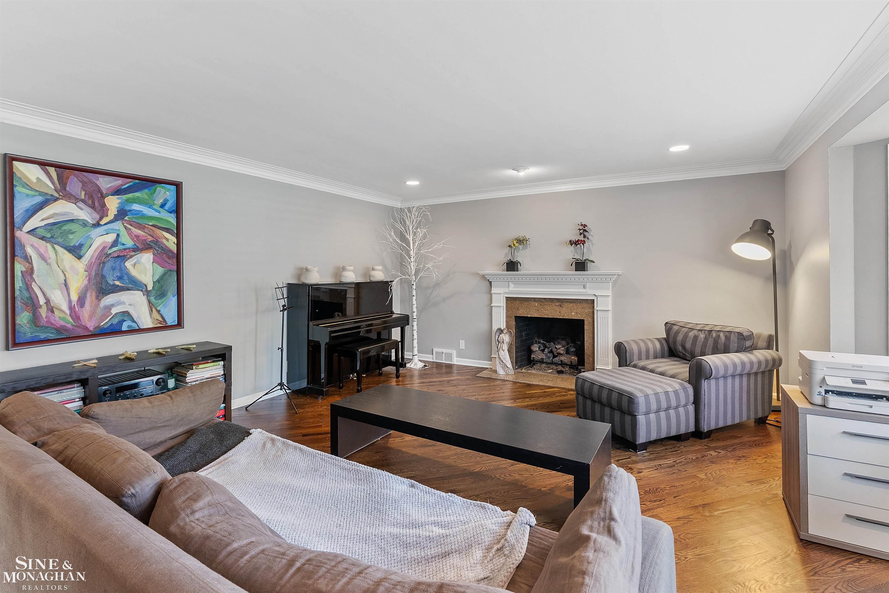 71 North Deeplands Road Grosse Pointe Shores, MI 48236 - Photo 6 of 68