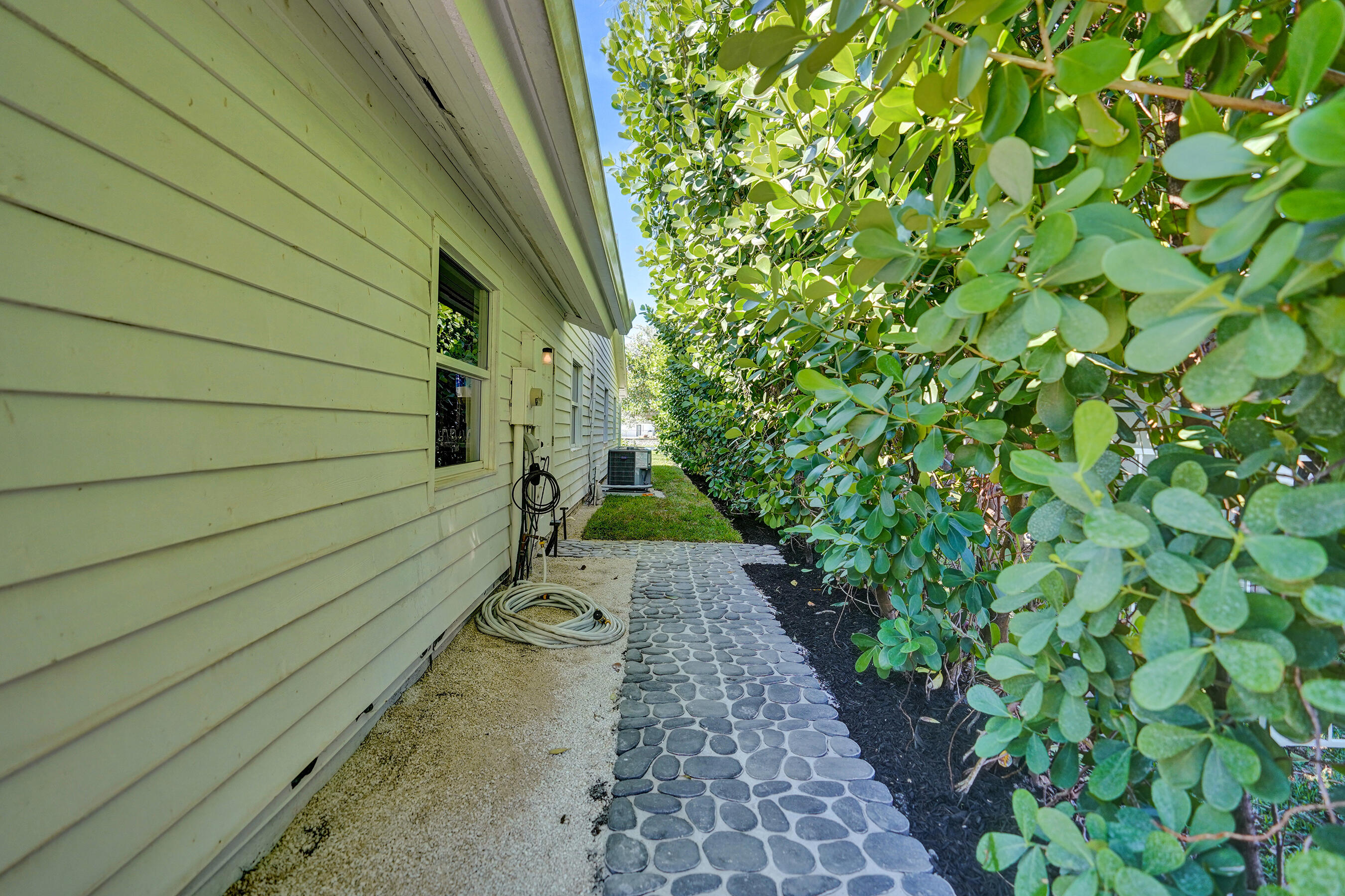 271 Oregon Lane Boca Raton, FL 33487 - Photo 107 of 129 DSC06773
