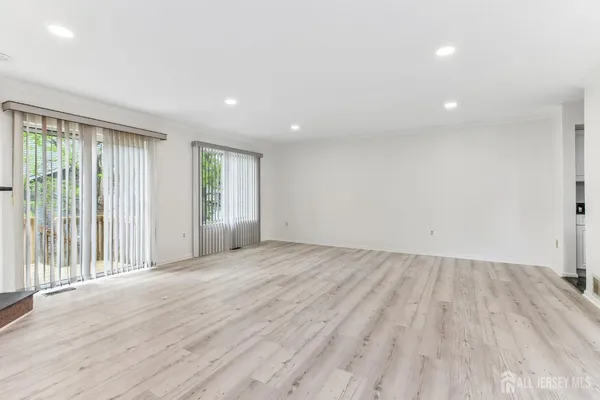 $3,600 | 1 Picaron Place, South Amboy, NJ 08879