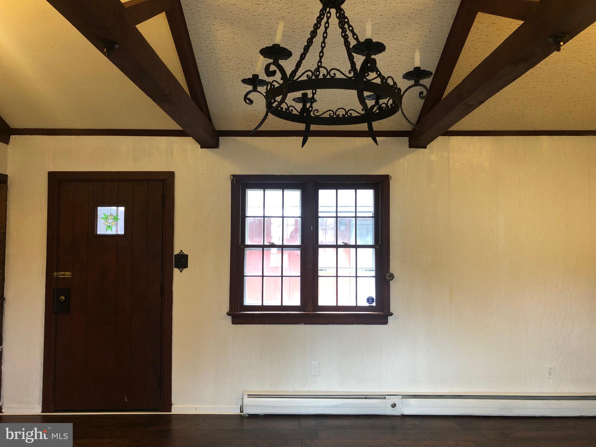 8507 Patton Road Glenside, PA 19038 - Photo 11 of 44 Family Room