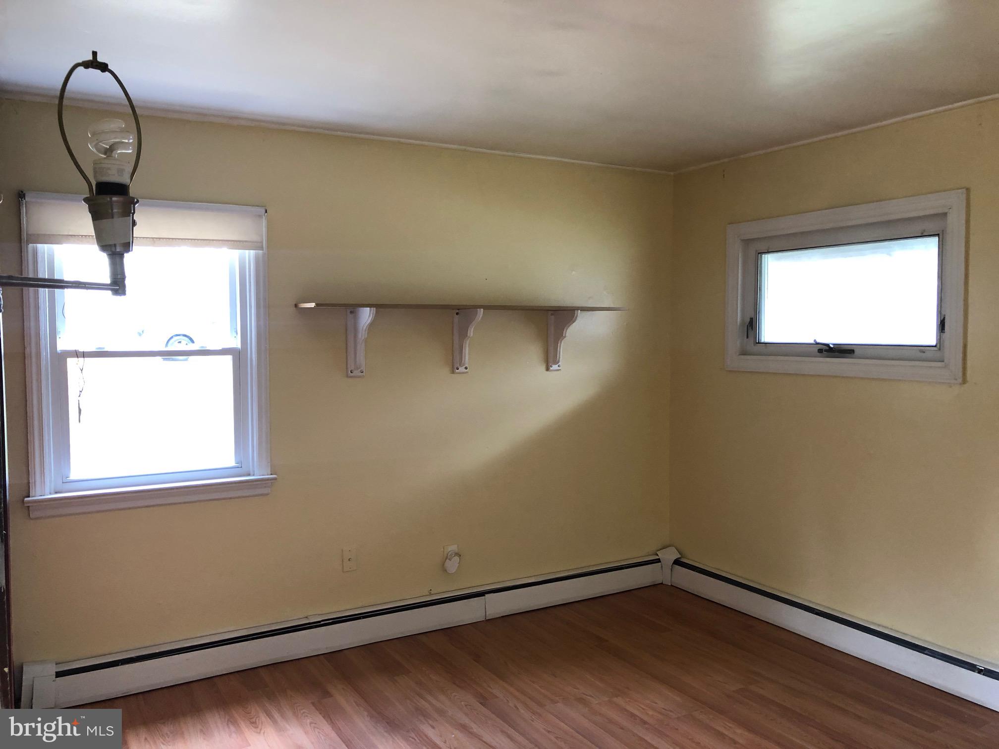 8507 Patton Road Glenside, PA 19038 - Photo 20 of 44 1st bedroom