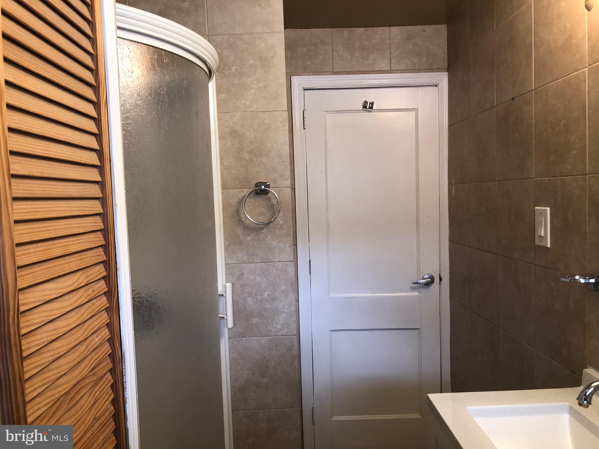 8507 Patton Road Glenside, PA 19038 - Photo 24 of 44 1st Flr Bath