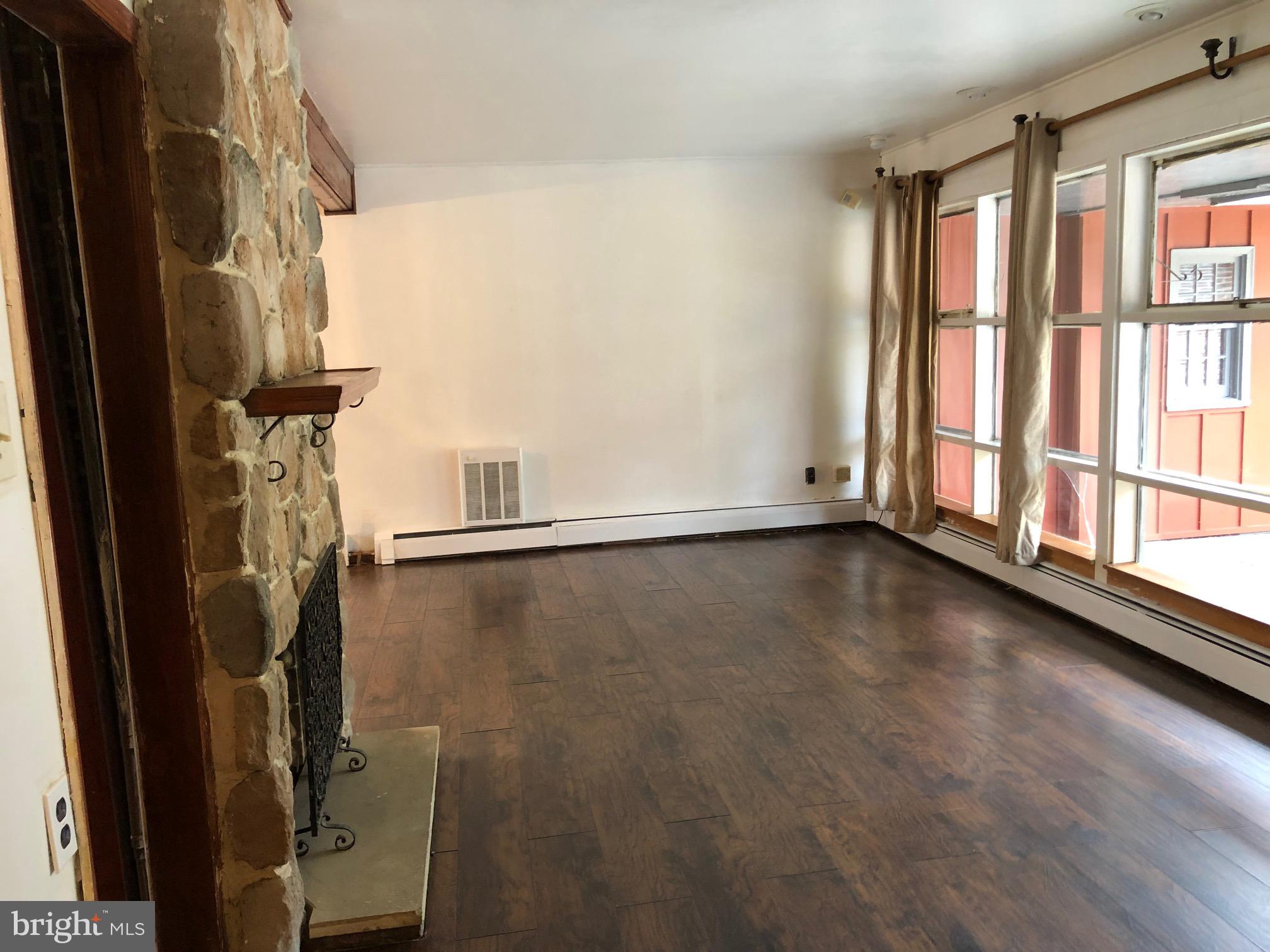 8507 Patton Road Glenside, PA 19038 - Photo 7 of 44 Living Room