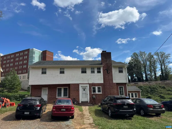 $7,800 | 526 Valley Road, Charlottesville, VA 22903
