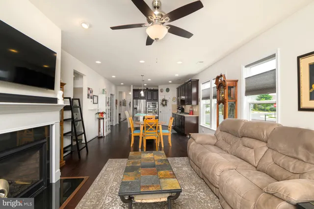 $409,900 | 112 Long Point Drive, Fredericksburg, VA 22406