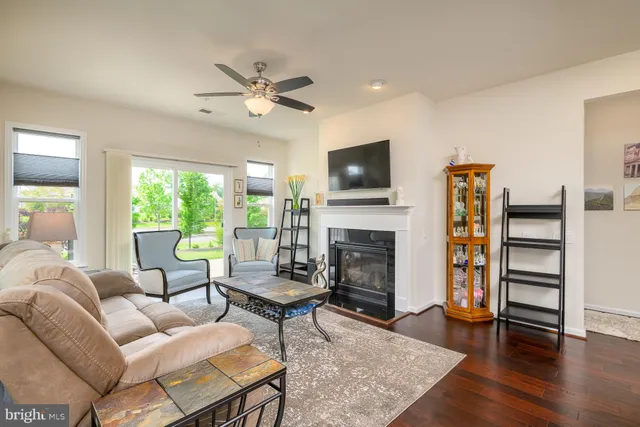 $409,900 | 112 Long Point Drive, Fredericksburg, VA 22406