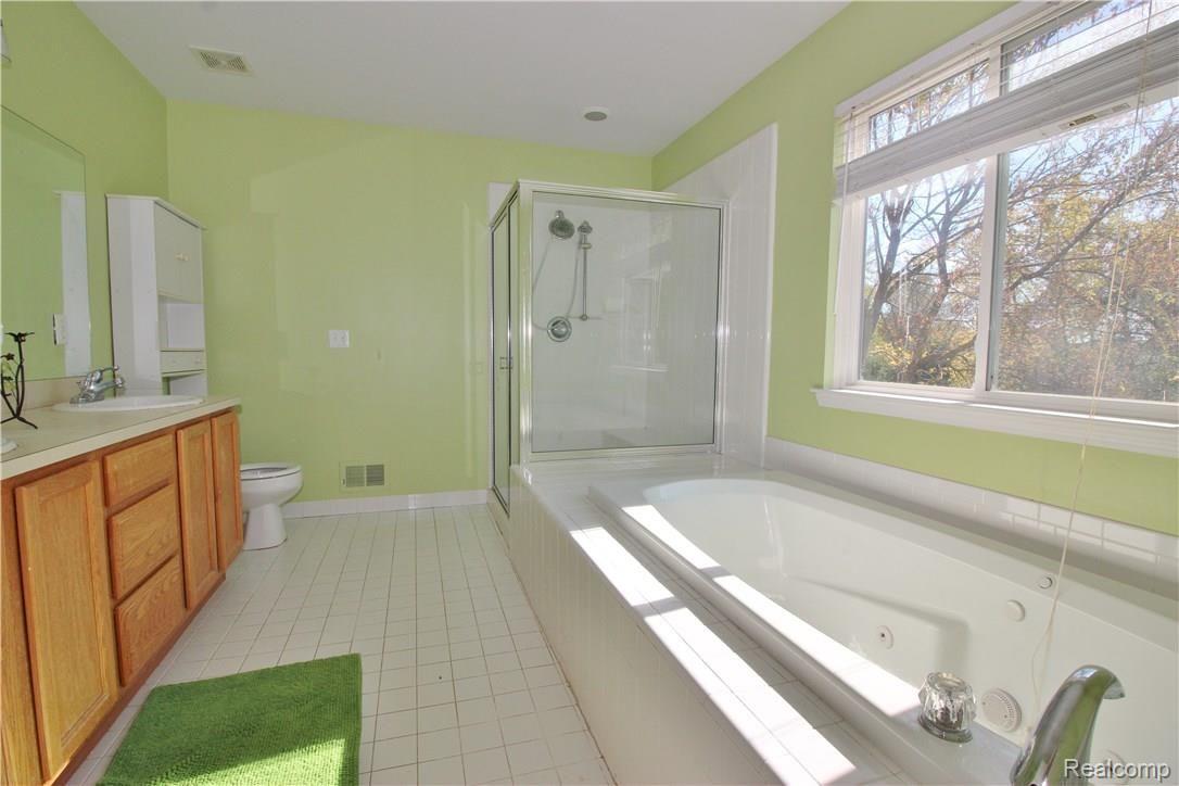 846 Trombley Road Troy, MI 48083 - Photo 17 of 31 IMG_3117.JPG