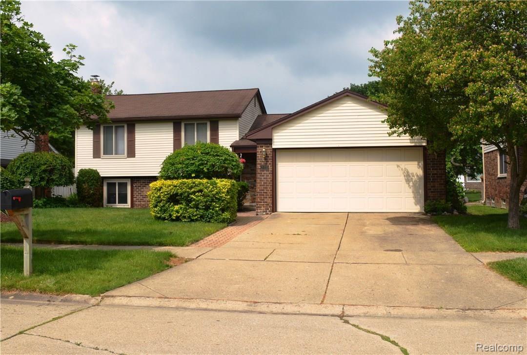 6163 Raintree Drive Canton, MI 48187 - Photo 1 of 18 1.JPG