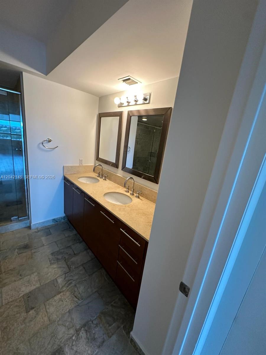 2641 North Flamingo Road, Unit 1404N Plantation, FL 33323 - Photo 26 of 31