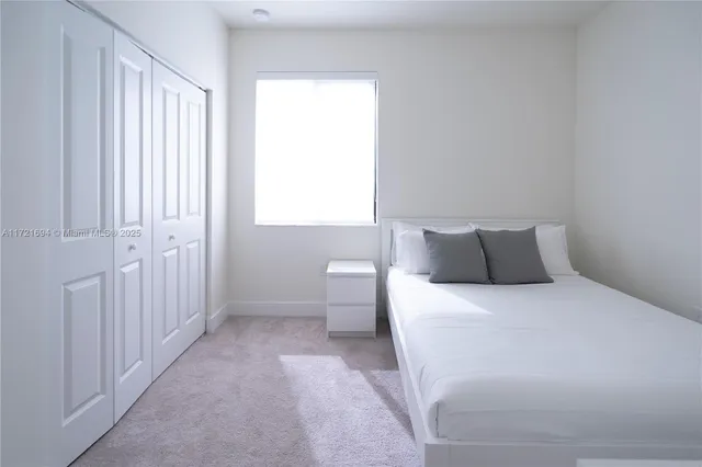 $735,000 | 4552 Northwest 83rd Path, Doral, FL 33166