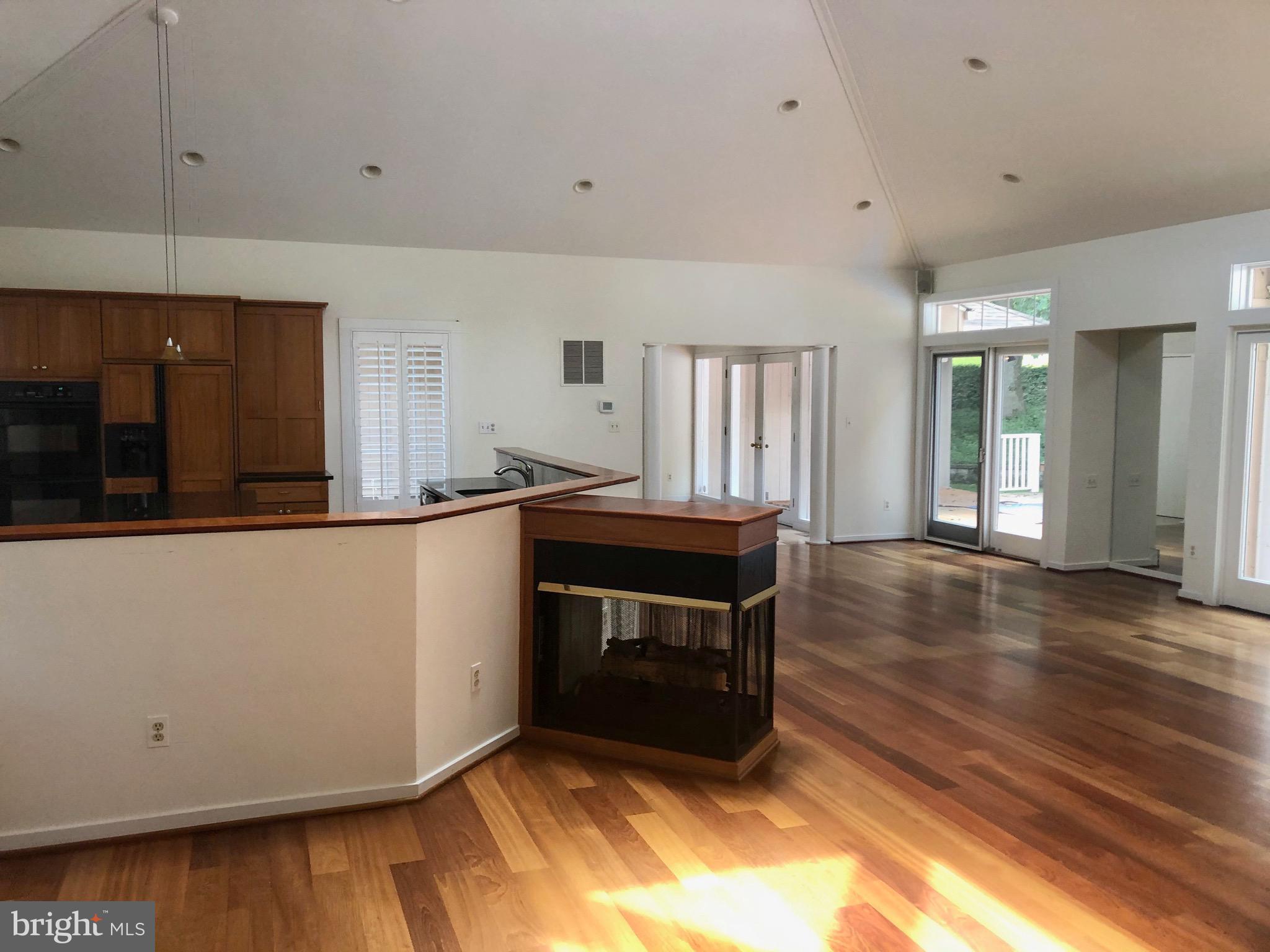 11910 Farside Road Ellicott City, MD 21042 - Photo 25 of 97 Gallery Image 25