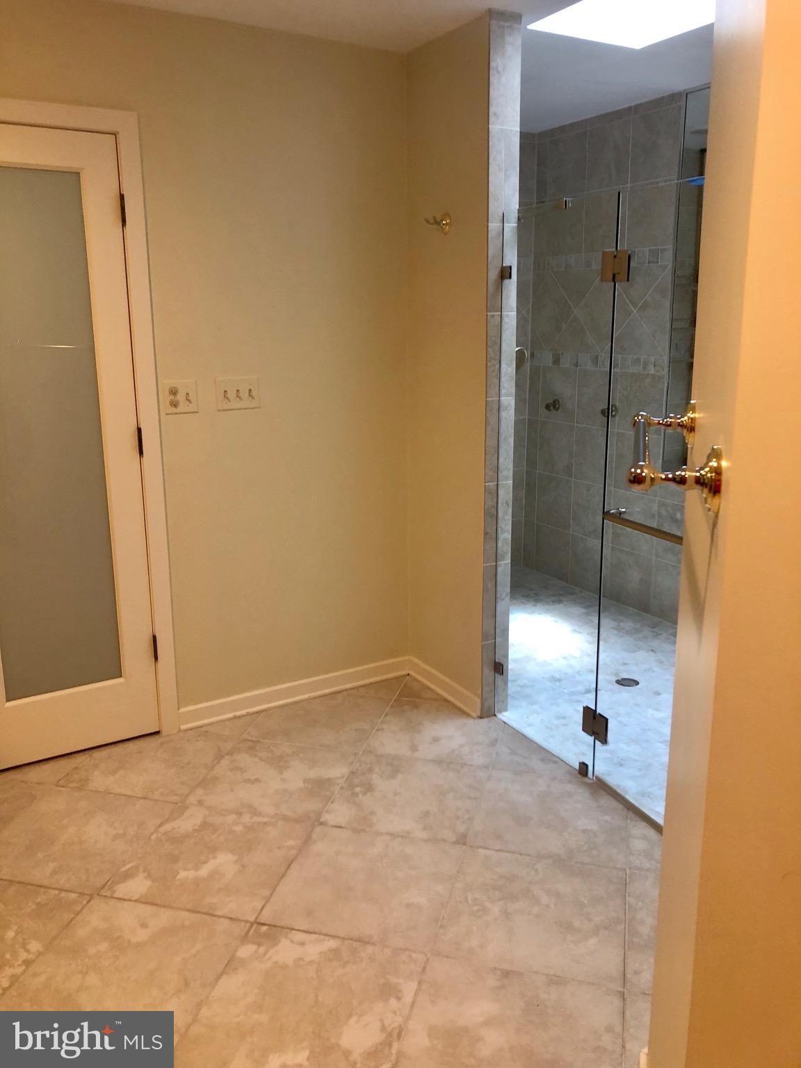 11910 Farside Road Ellicott City, MD 21042 - Photo 29 of 97 Gallery Image 29