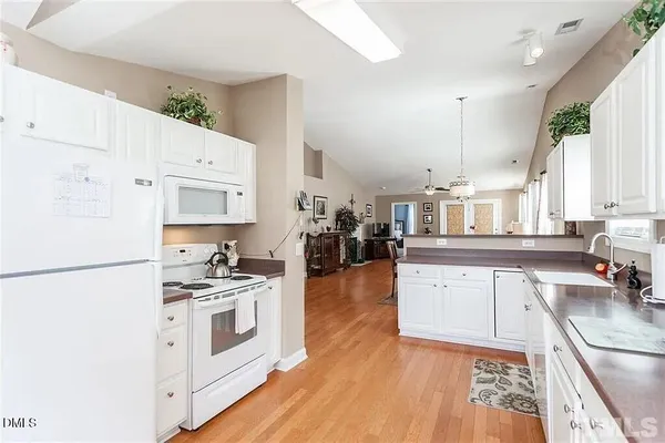 $2,396 | 113 Kudrow Lane, Morrisville, NC 27560