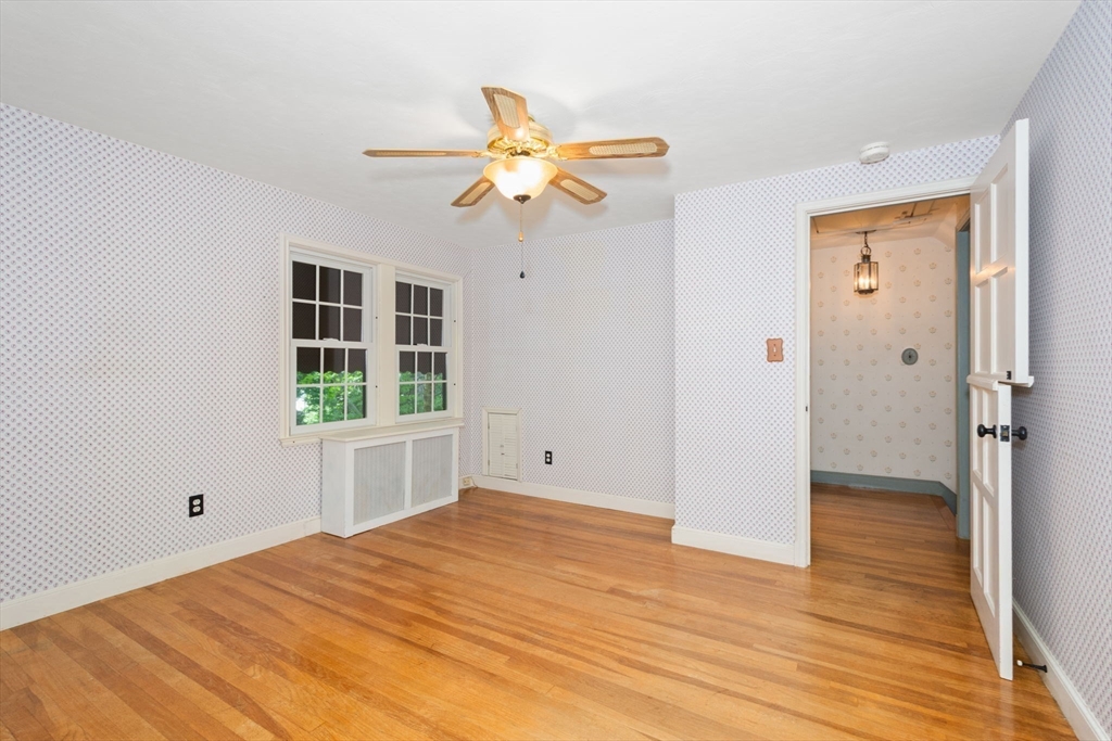 3 Ellestuen Road Worcester, MA 01606 - Photo 26 of 39 Gallery Image 26