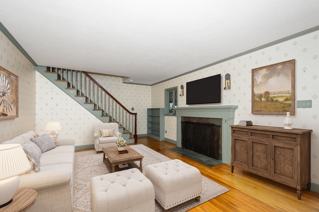 3 Ellestuen Road Worcester, MA 01606 - Photo 7 of 39 Gallery Image 7