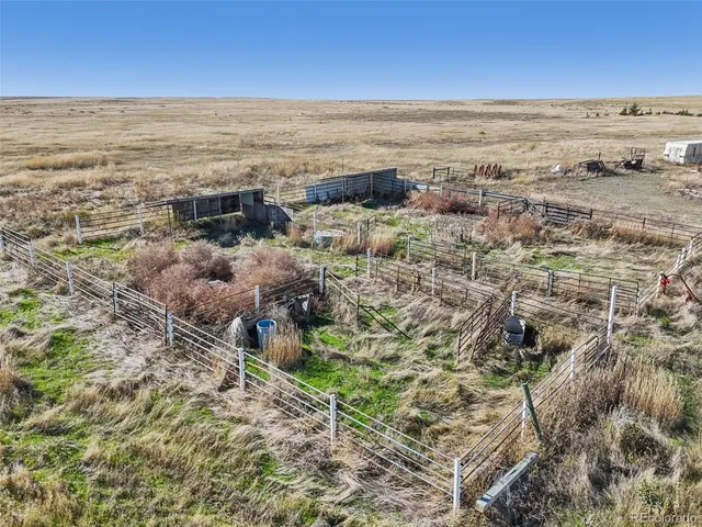 $575,000 | 45595 Cottonwood Lane, Deer Trail, CO 80105