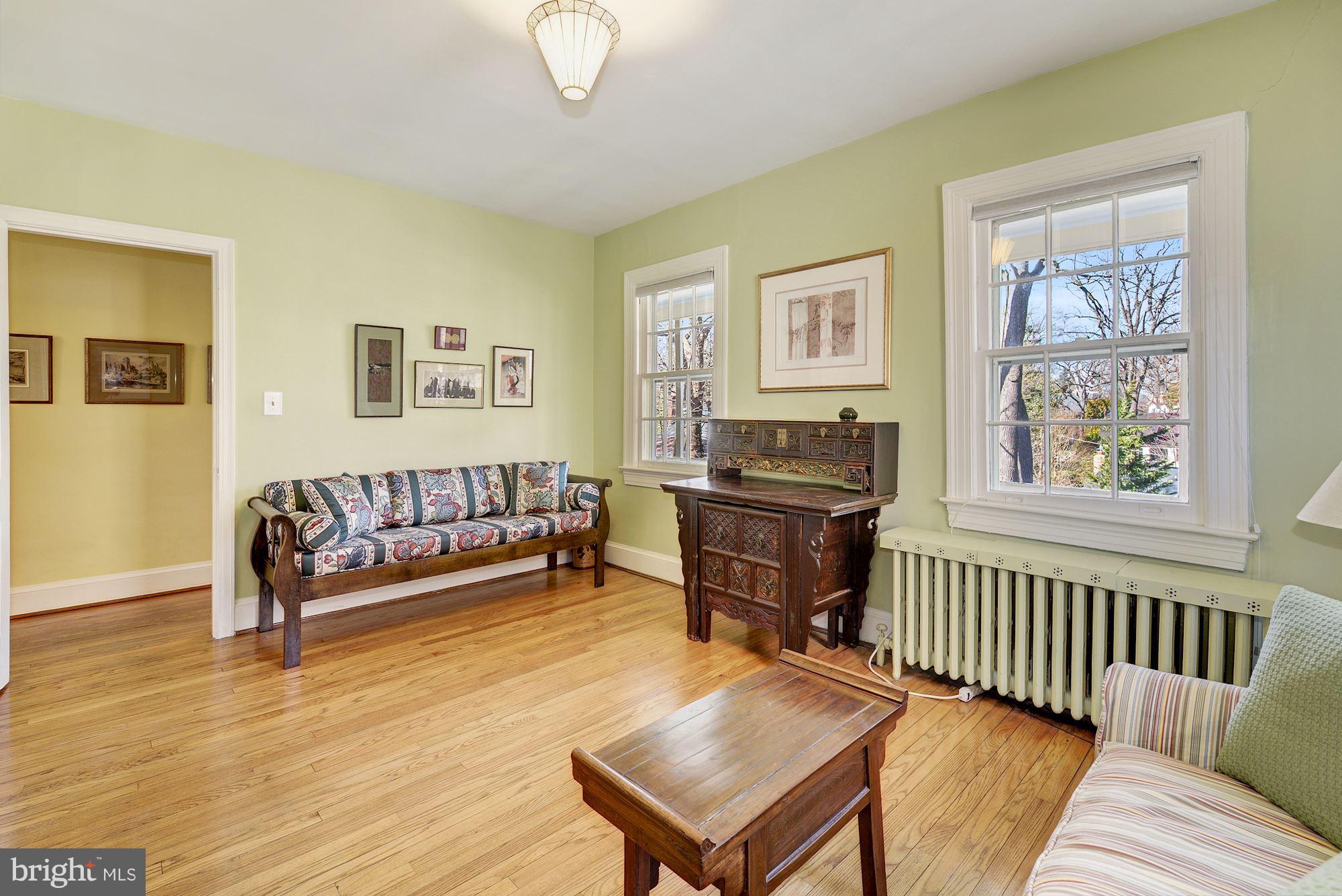 3519 Rodman Street Northwest Washington, DC 20008 - Photo 10 of 16 Bath (Master)