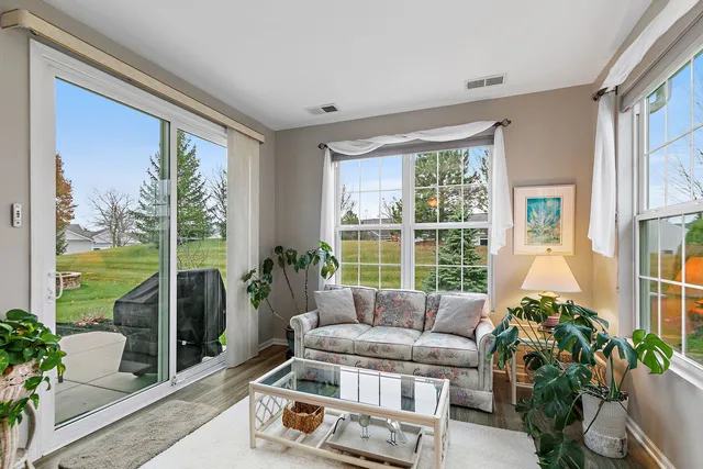 $428,000 | 13515 Ivy Drive, Huntley, IL 60142