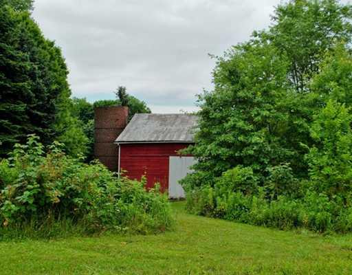 175 Brent Road Grove City, PA 16127 - Photo 12 of 15 Stable/Barn.