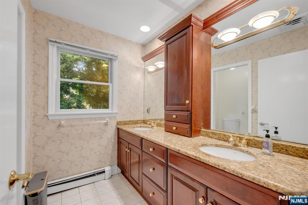 78 Urban Club Road Wayne, NJ 07470 - Photo 27 of 49