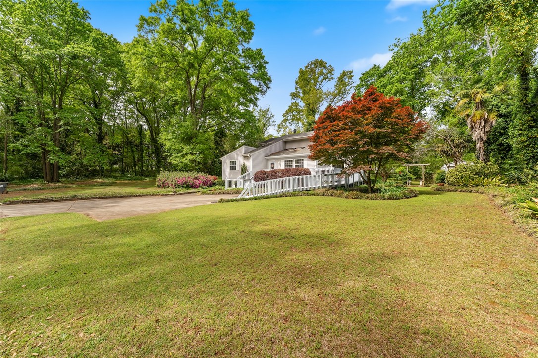 1412 Forest Lane Anderson, SC 29621 - Photo 3 of 31