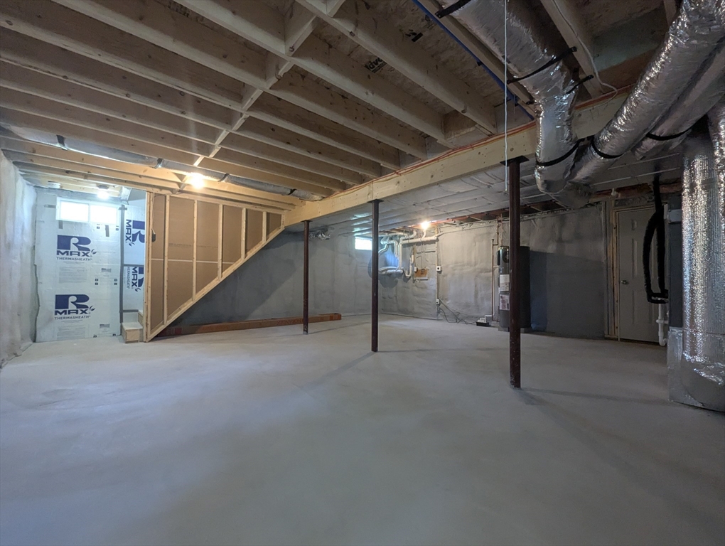 37 Mayflower Way Wareham, MA 02538 - Photo 23 of 26