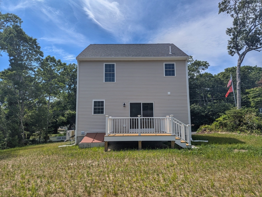 37 Mayflower Way Wareham, MA 02538 - Photo 3 of 26