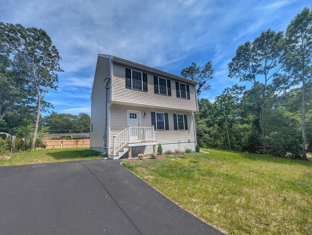 37 Mayflower Way Wareham, MA 02538 - Photo 4 of 26