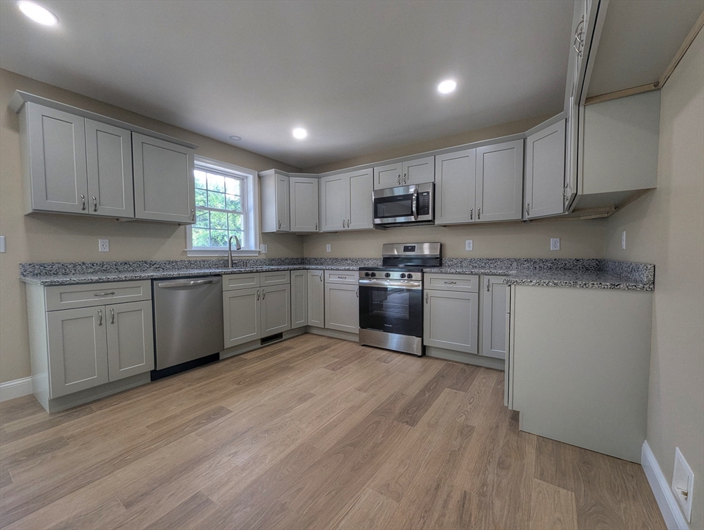 37 Mayflower Way Wareham, MA 02538 - Photo 6 of 26