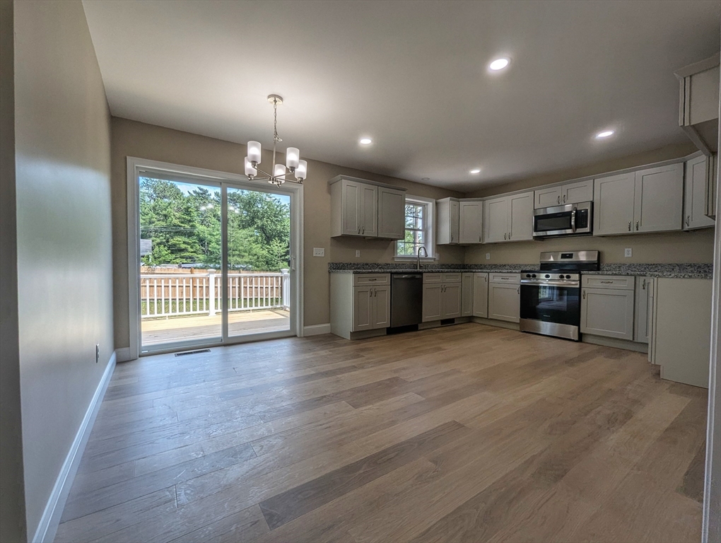 37 Mayflower Way Wareham, MA 02538 - Photo 7 of 26