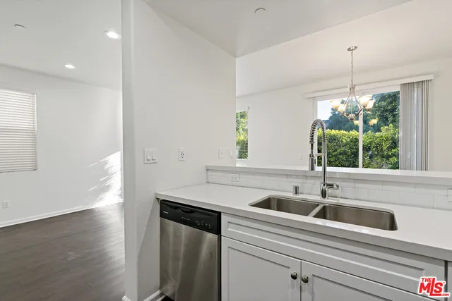 $3,995 | 12259 North Lima Way, Sylmar, CA 91342