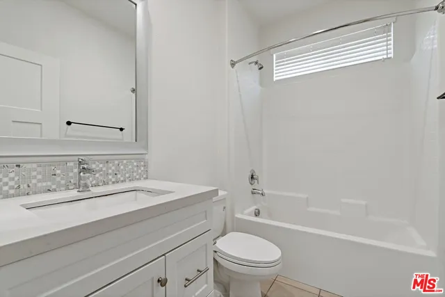 $3,995 | 12259 North Lima Way, Sylmar, CA 91342