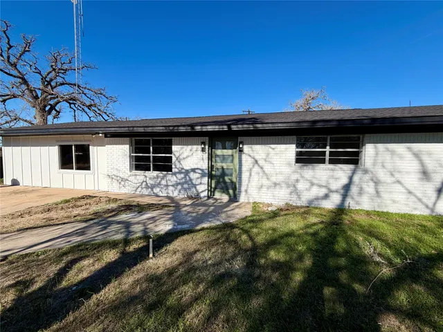 $1,900 | 100 Shady Oaks Lane, Somerville, TX 77879