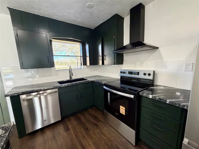 $1,900 | 100 Shady Oaks Lane, Somerville, TX 77879