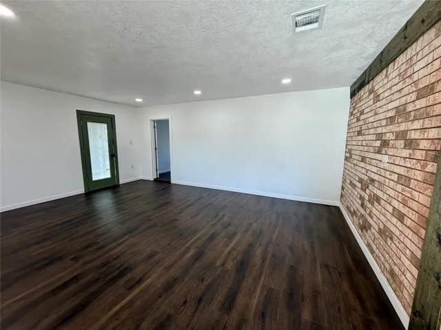 $1,900 | 100 Shady Oaks Lane, Somerville, TX 77879