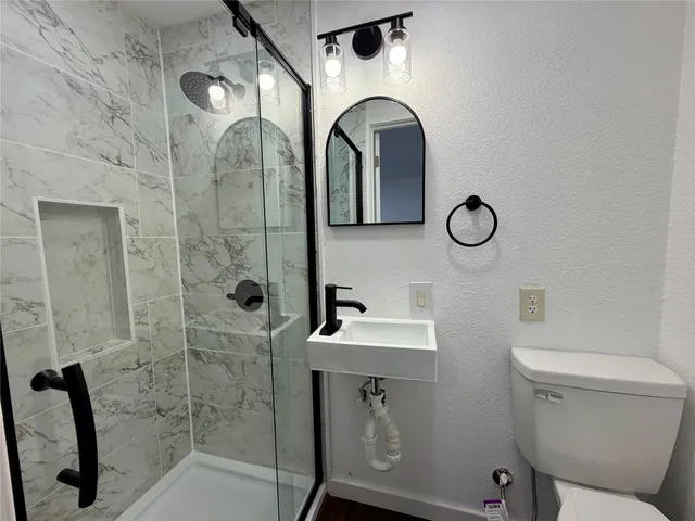 $1,900 | 100 Shady Oaks Lane, Somerville, TX 77879