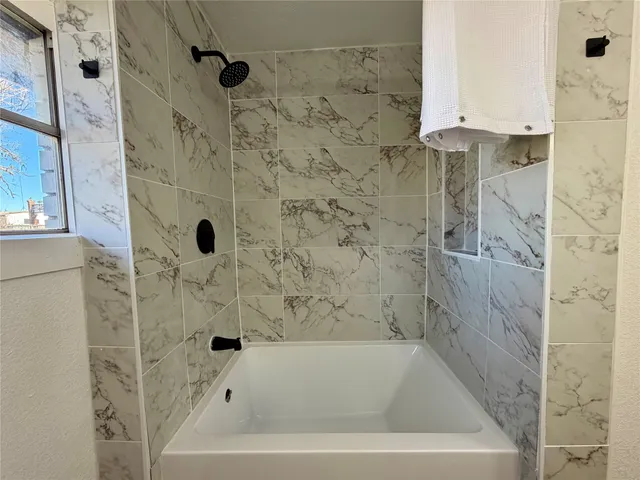 $1,900 | 100 Shady Oaks Lane, Somerville, TX 77879