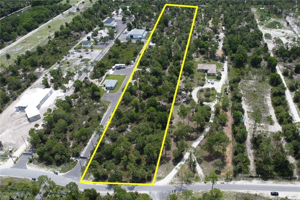 Ivy Way Naples, FL 34117 - Photo 4 of 14 Gallery Image 4